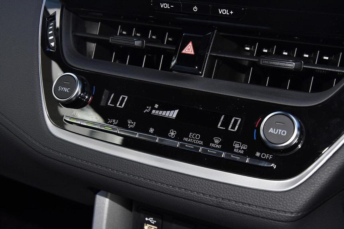 2024 Toyota Corolla Cross GXL Auto 2WD image 13