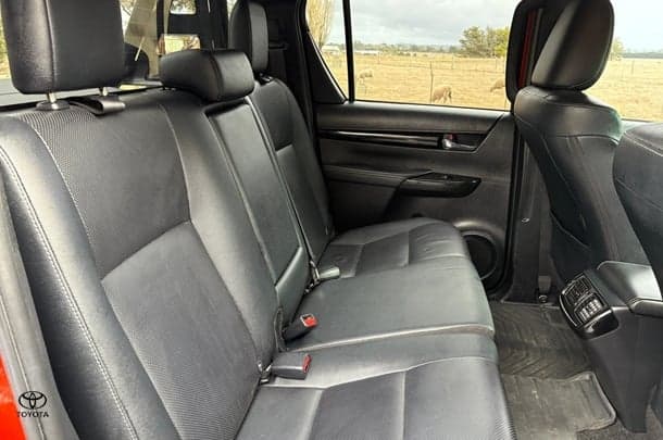 2018 Toyota HILUX Rugged X image 23
