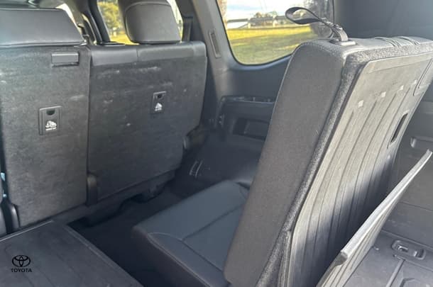 2022 Toyota Landcruiser Sahara image 31