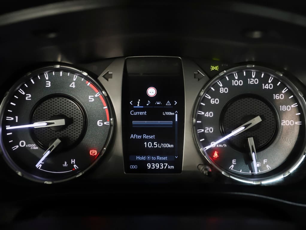 2021 Toyota Hilux Workmate image 7