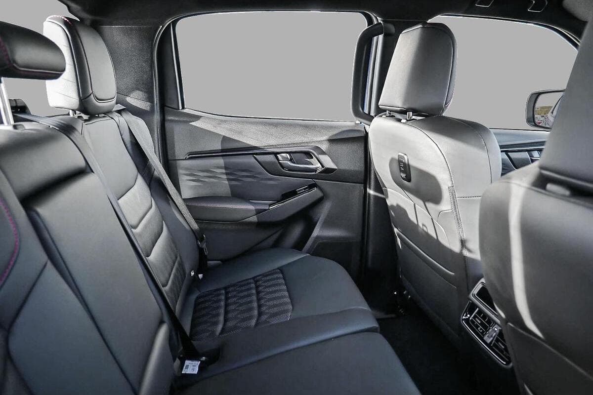 2024 Isuzu D-MAX X-TERRAIN Auto 4x4 MY24 image 9