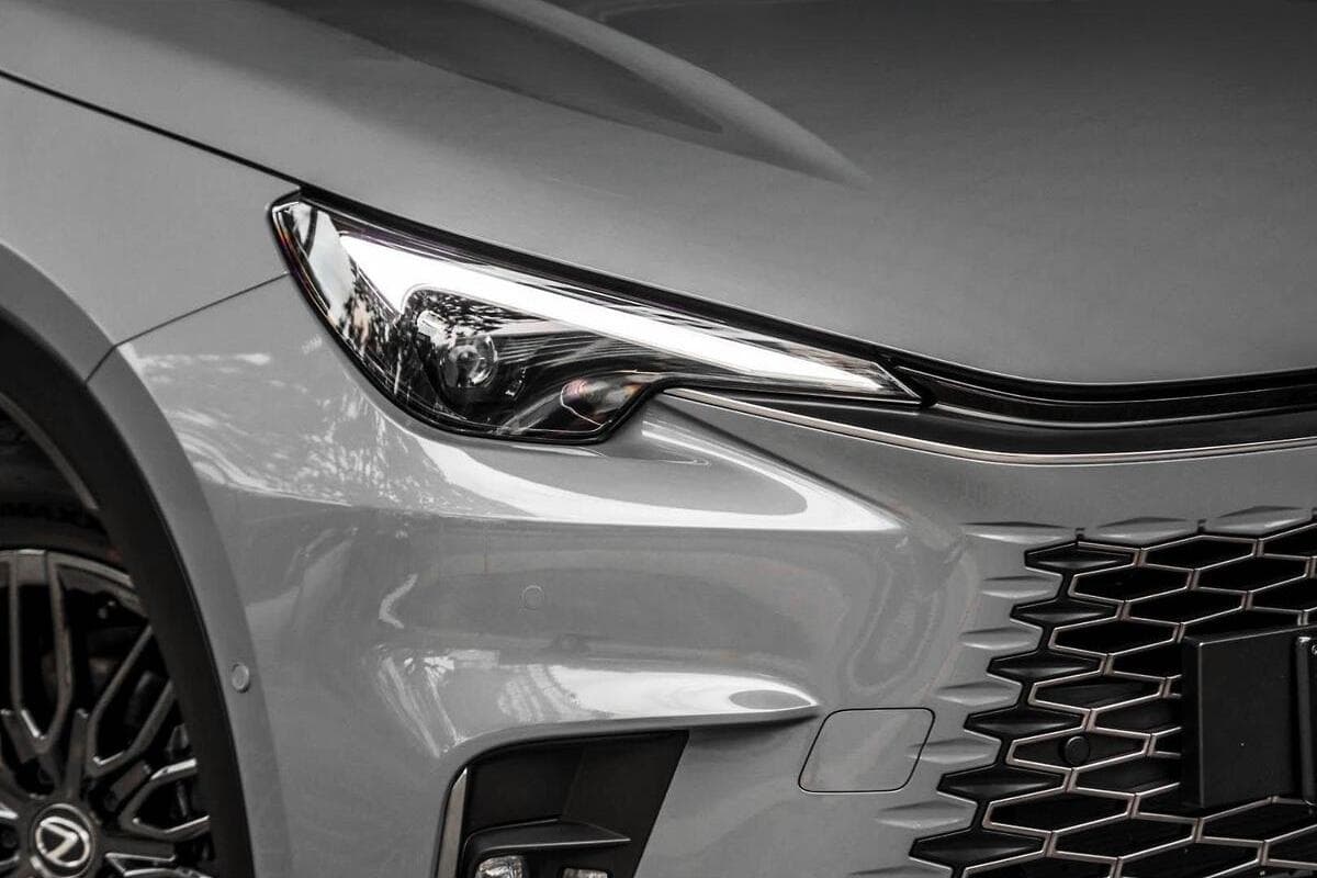 2025 Lexus LBX Sports Luxury Auto 2WD image 16