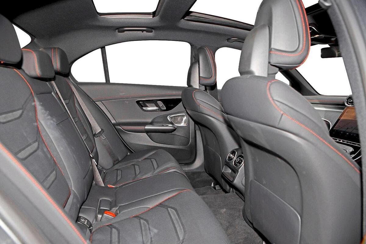 2024 Mercedes-Benz C-Class C43 AMG Auto 4MATIC image 10