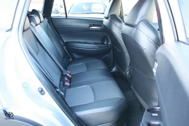 2022 Toyota Corolla Cross Hybrid GXL image 16