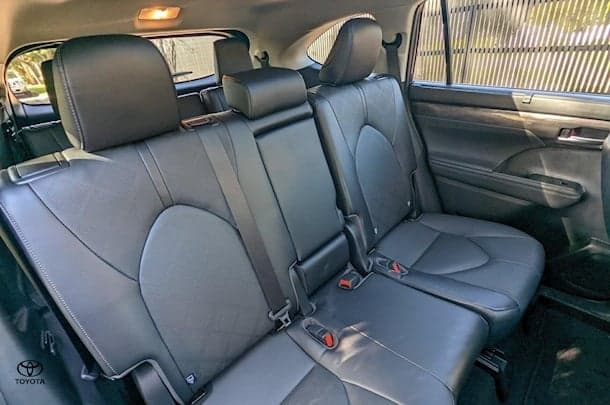 2023 Toyota Kluger AWD GRANDE image 16