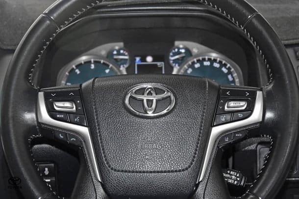 2020 Toyota Prado GXL image 14