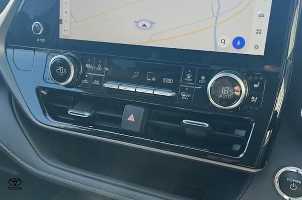 2023 Toyota Kluger Hybrid AWD GRANDE image 20