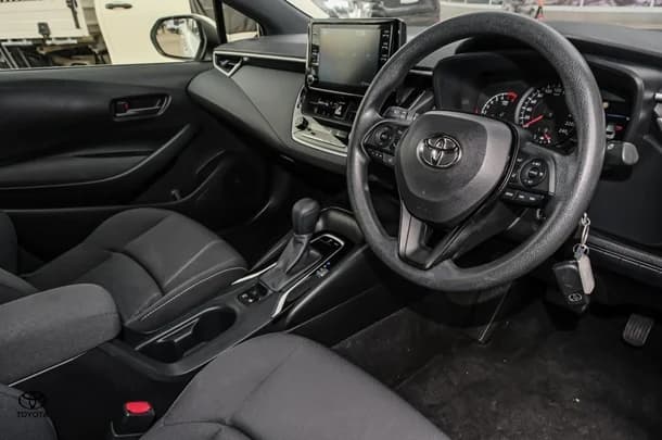 2019 Toyota COROLLA Ascent Sport image 7