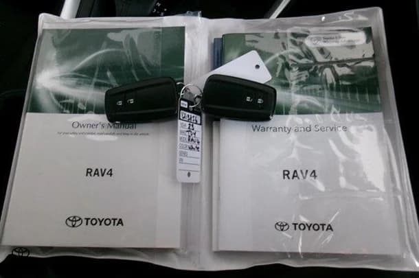 2023 Toyota RAV4 GX image 2