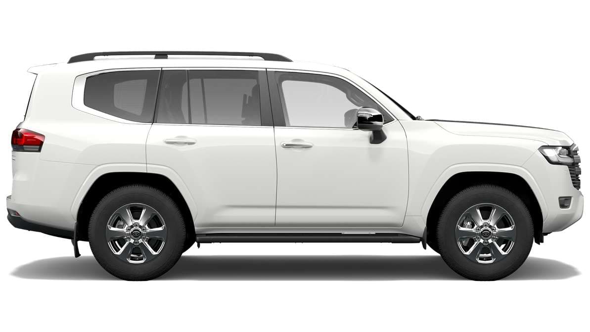 2025 Toyota LandCruiser 300 Sahara Automatic image 2