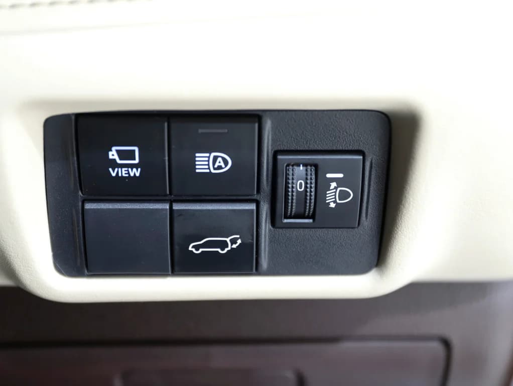 2021 Toyota Kluger Hybrid AWD GRANDE image 18