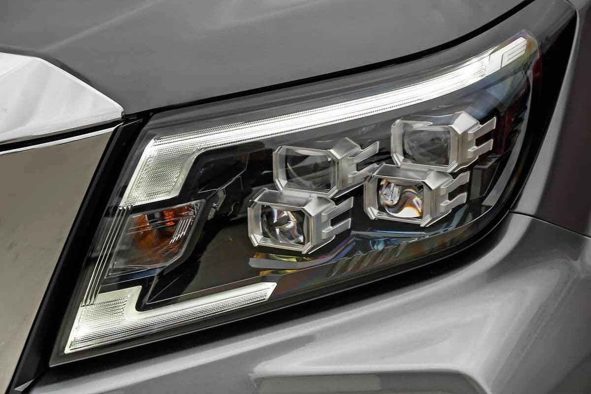 2025 Nissan Navara ST D23 Auto 4x2 MY24 Dual Cab image 5
