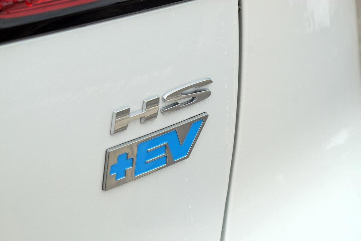 2024 MG HS Plus EV Essence Auto FWD MY23 image 10