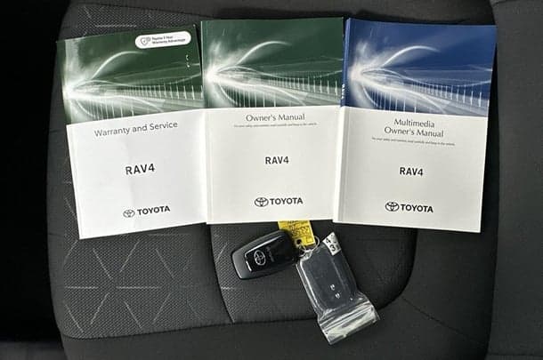 2024 Toyota Rav4 Hybrid GXL AWD image 5
