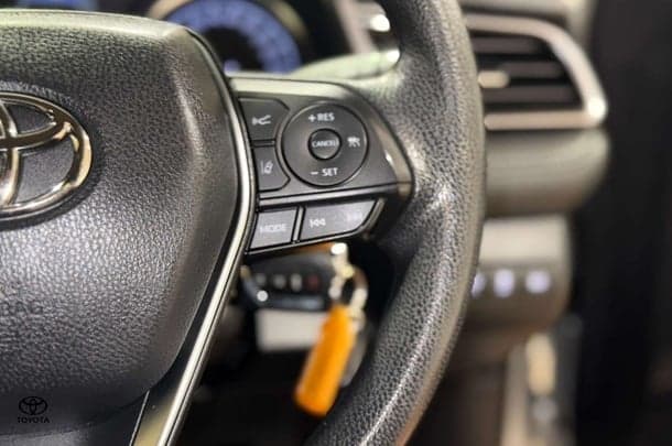 2021 Toyota Camry Ascent image 19
