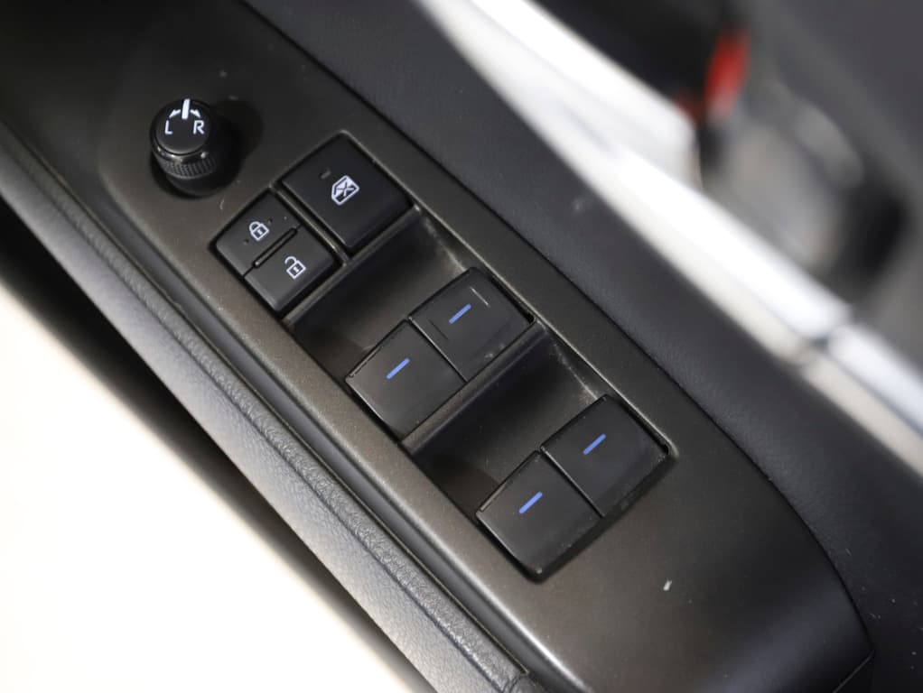2021 Toyota Camry Hybrid Ascent image 18