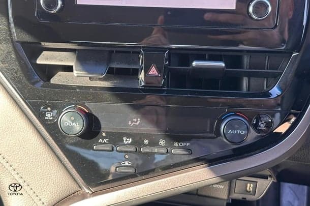 2023 Toyota Camry Hybrid Ascent image 20