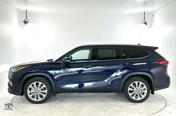 2023 Toyota Kluger 4x2 GRANDE image 8