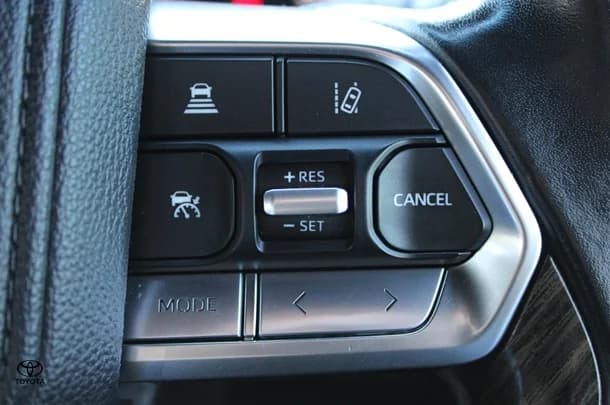 2023 Toyota Landcruiser Sahara image 40