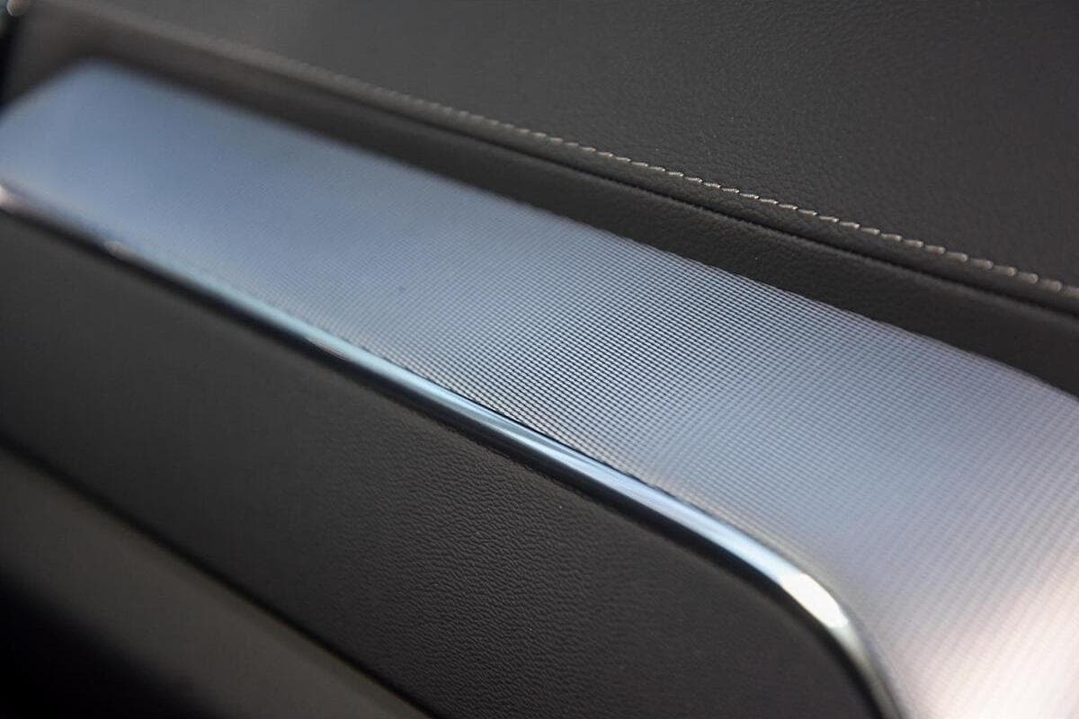 2025 Volvo XC60 Ultra T8 Plug-In Hybrid Auto AWD MY25 image 19