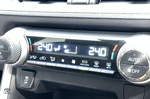 2021 Toyota RAV4 Hybrid GX AWD image 17