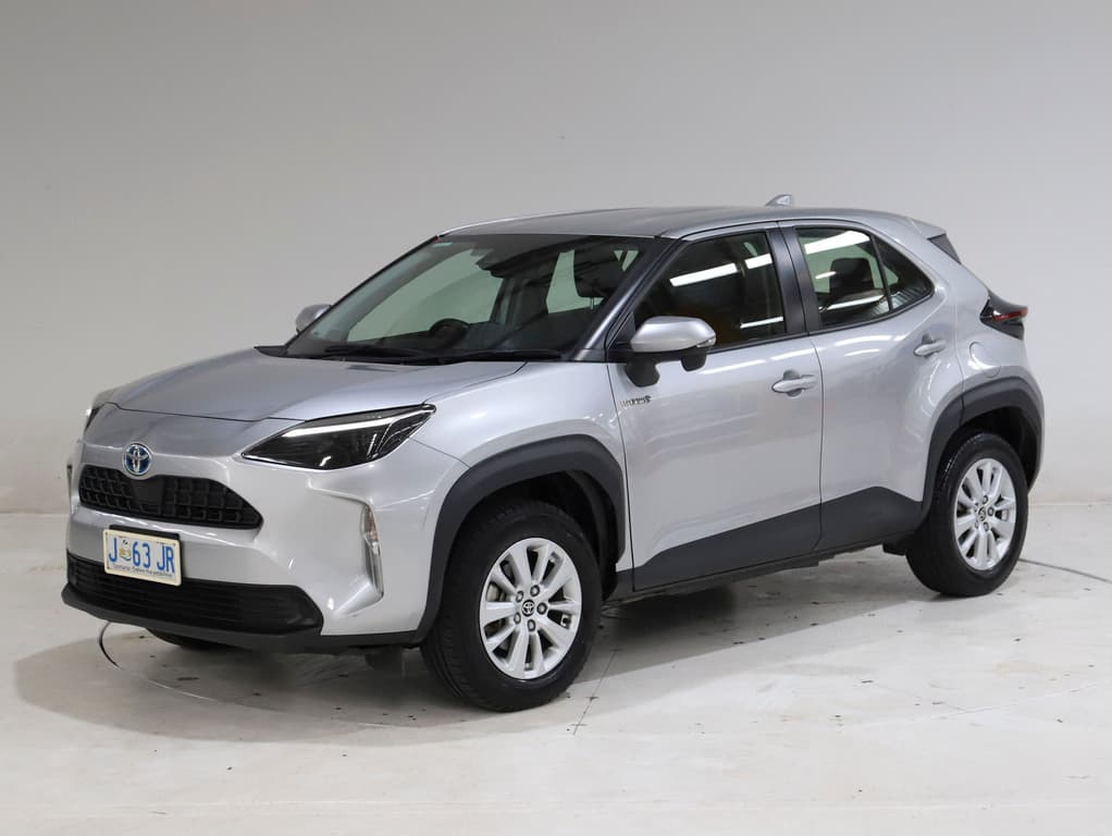 2020 Toyota Yaris Cross Hybrid GX image 3