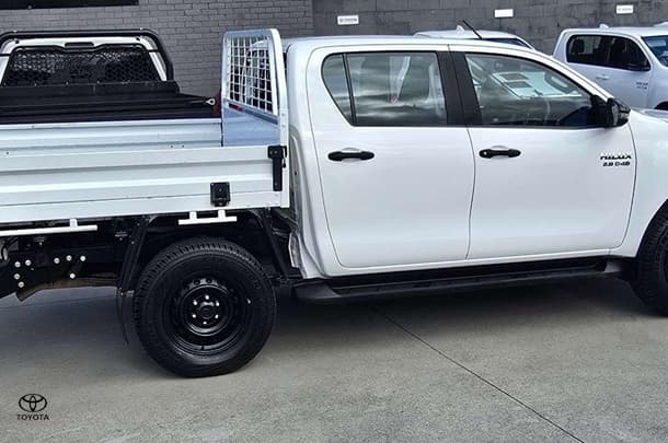 2021 Toyota Hilux SR image 11