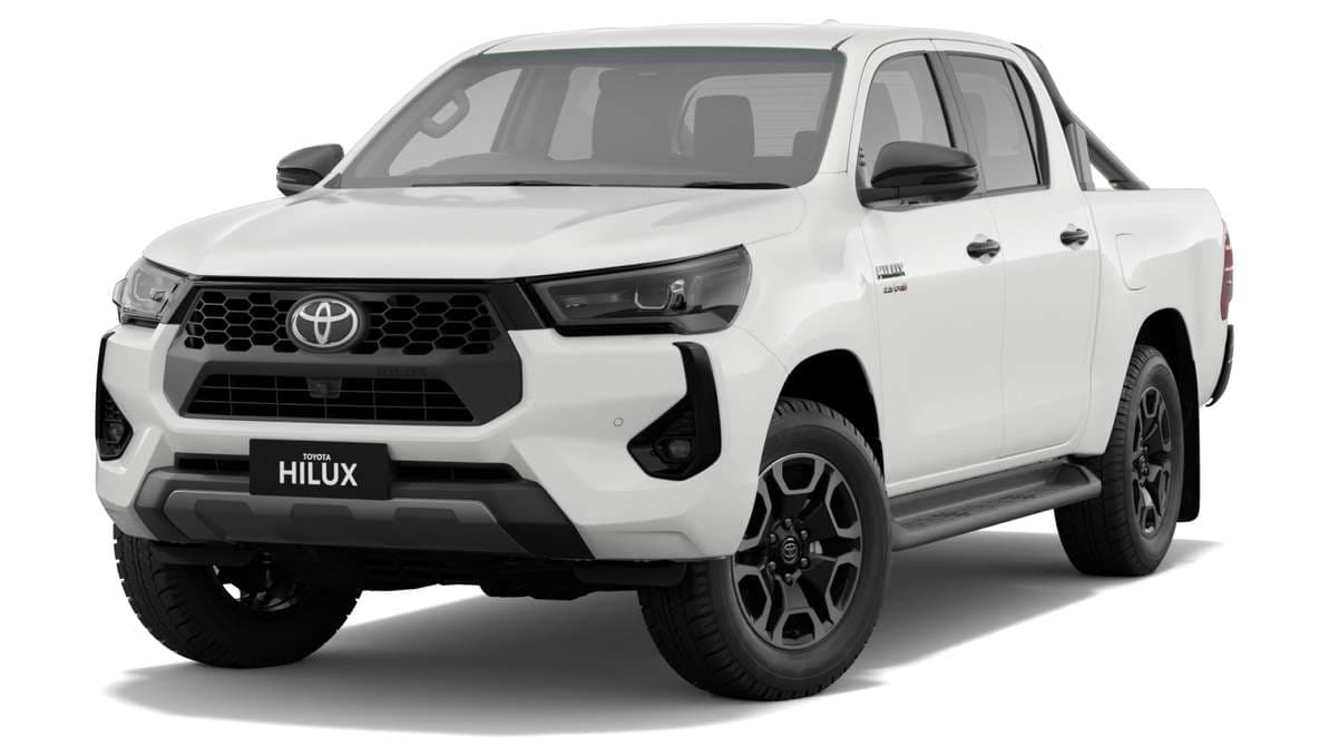 2024 Toyota Hilux 4x4 SR5 Double-Cab Pick-Up image 4