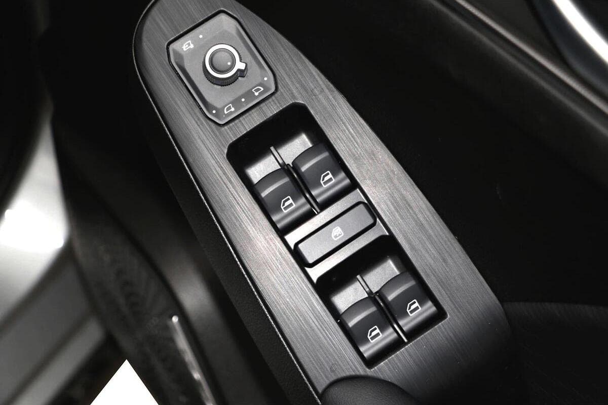 2025 GWM Haval Jolion Lux Auto image 19