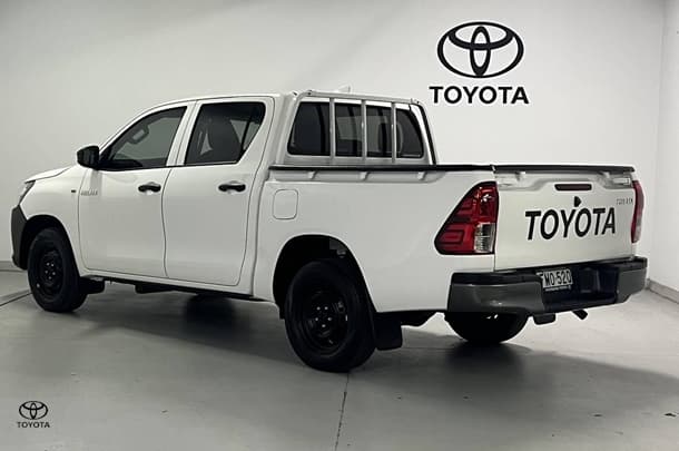2024 Toyota Hilux Workmate image 8