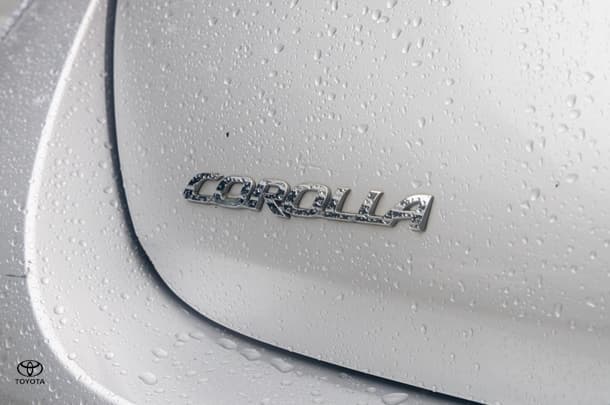 2017 Toyota Corolla Ascent Sport image 22