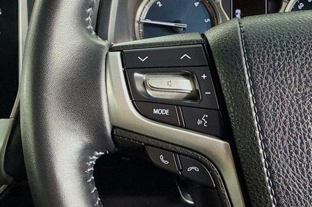 2023 Toyota Prado VX image 17