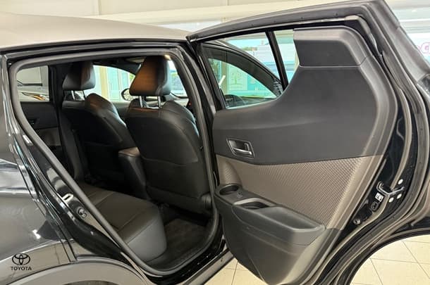 2019 Toyota CHR Koba AWD image 15