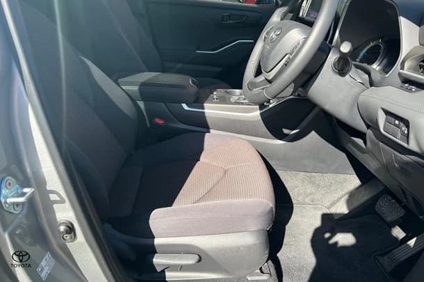 2024 Toyota Kluger GX image 11