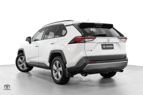 2020 Toyota RAV4 GXL-2WD image 5