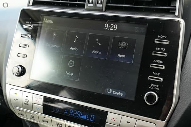 2023 Toyota Prado GXL image 15
