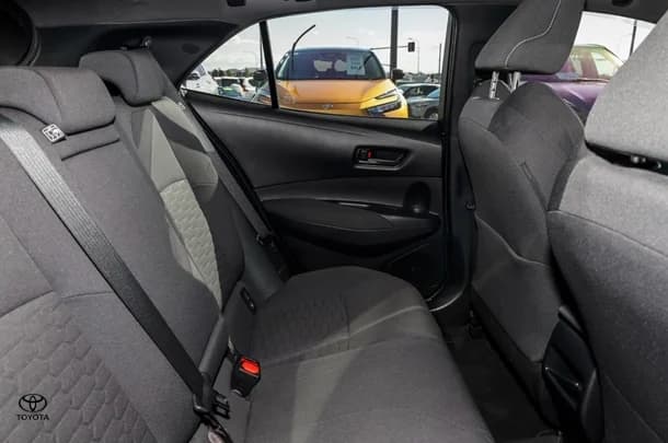2018 Toyota Corolla Ascent Sport image 9