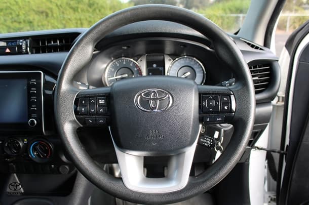 2021 Toyota Hilux 4x2 Workmate image 12