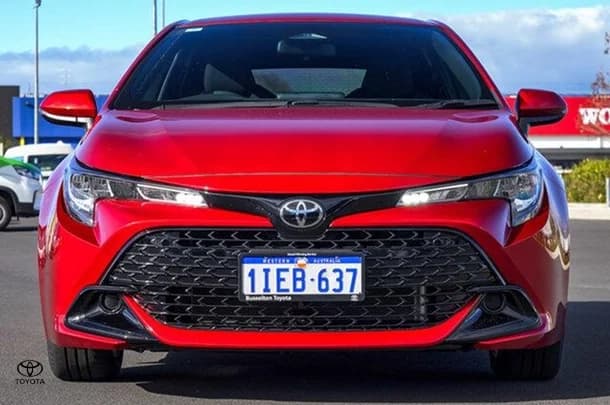 2024 Toyota Corolla Hatch Ascent Sport image 4