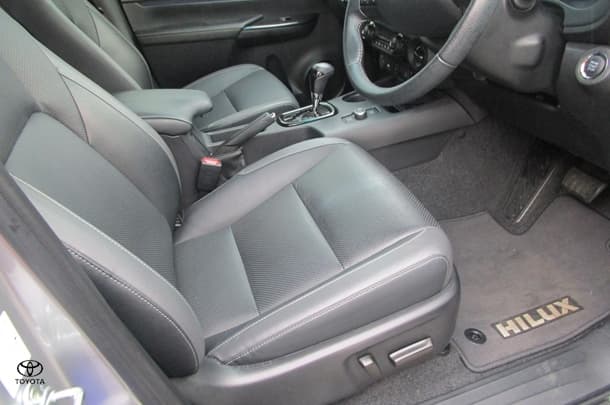 2024 Toyota Hilux Rogue image 15