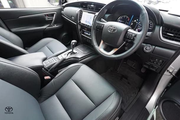 2024 Toyota Fortuner Crusade image 13