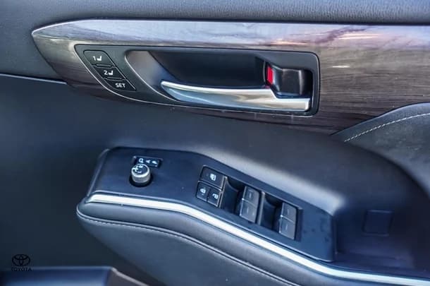 2021 Toyota Kluger Grande image 22