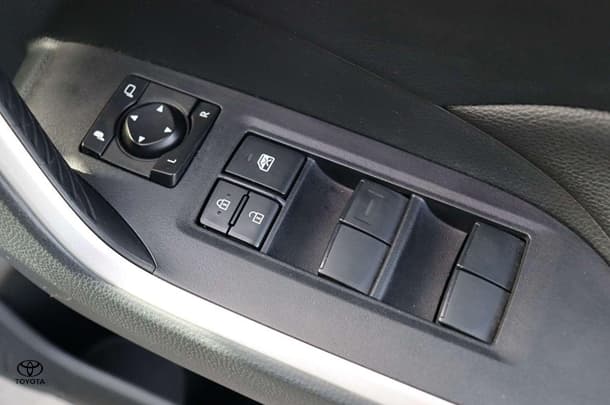 2023 Toyota RAV4 Hybrid GX AWD image 28