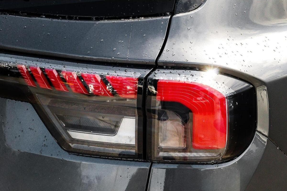 2025 Ford Everest Platinum Auto FullTime 4WD DR MY25.25 image 17