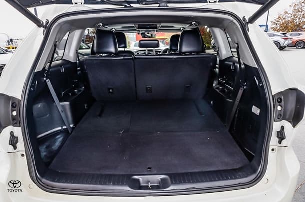 2016 Toyota KLUGER AWD GRANDE image 10
