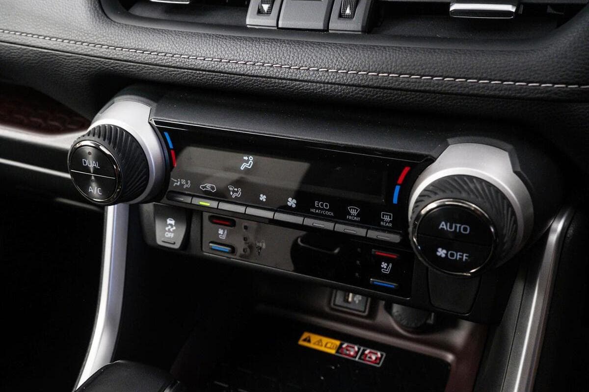 2024 Toyota RAV4 Cruiser Auto 2WD image 12