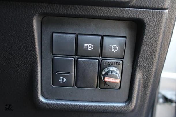 2022 Toyota Prado GXL image 29