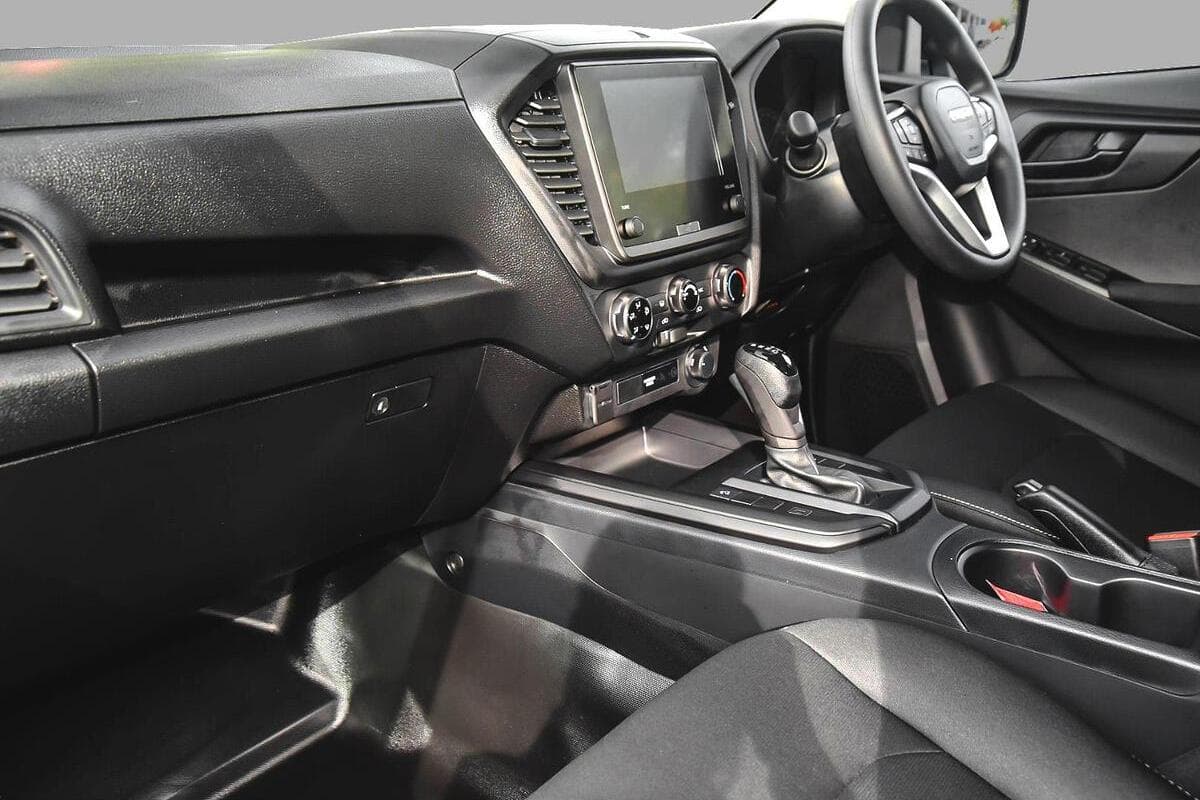 2025 Isuzu D-MAX SX Auto 4x4 MY24 image 8