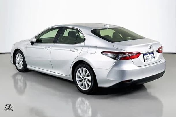 2023 Toyota Camry Ascent image 6