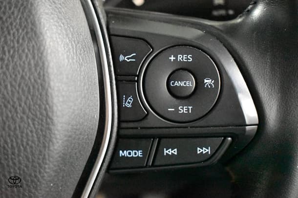 2019 Toyota Camry Hybrid Ascent Sport image 22
